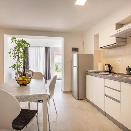 Apartaments Punta Relax Umag Exterior photo